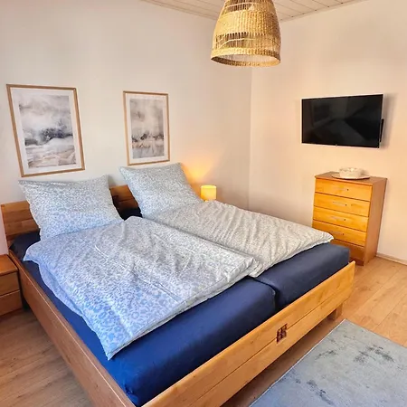 In Mit Garten Apartamento