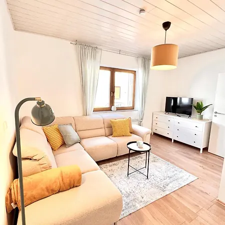 Apartment In Mit Garten